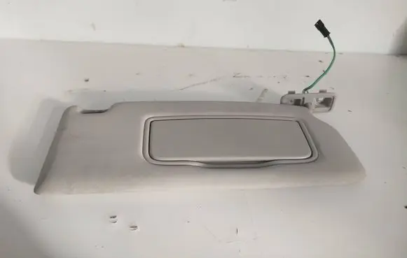 Sun visor