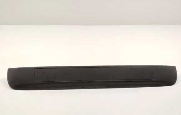 Nissan NV400 Trunk door license plate light bar 265120001R 265120002R