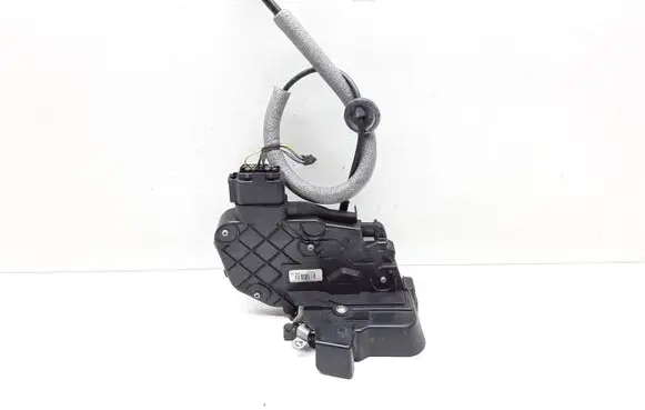 Volvo XC60 Front door lock 30799311