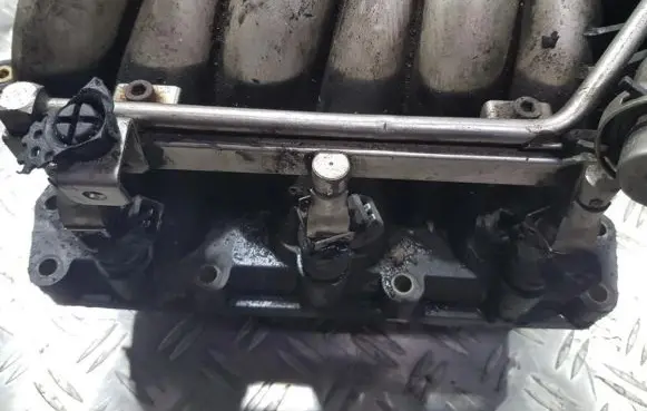 Audi A4 S4 B5 8D Fuel main line pipe