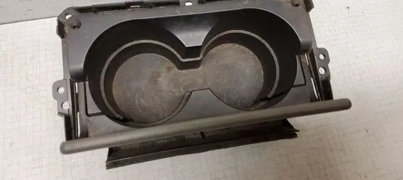Cup holder front