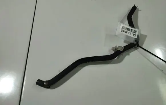 Honda Civic IX Engine coolant pipe/hose 