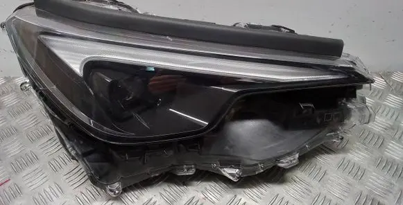 Lexus LBX Headlight/headlamp