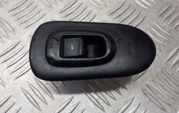 Seat Toledo II (1M) Electric window control switch 1M0867164