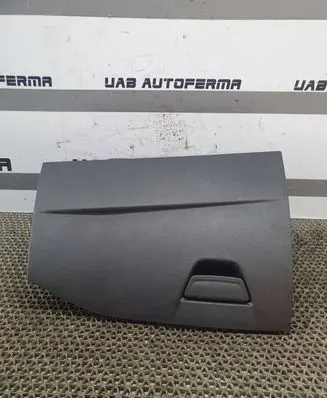 Ford Focus Glove box BM51A06044