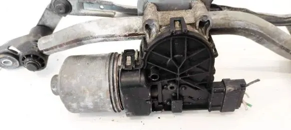 Renault Twingo II Wiper motor 0390241541