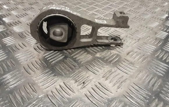 Jeep Renegade Engine mount bracket 00520043160