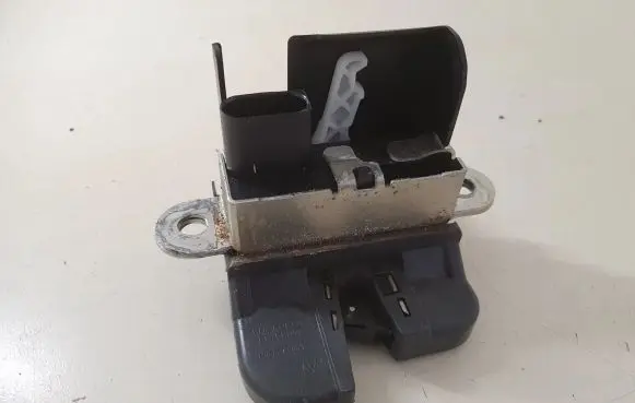 Volkswagen Up Tailgate/trunk/boot lock/catch/latch 1S0827505B
