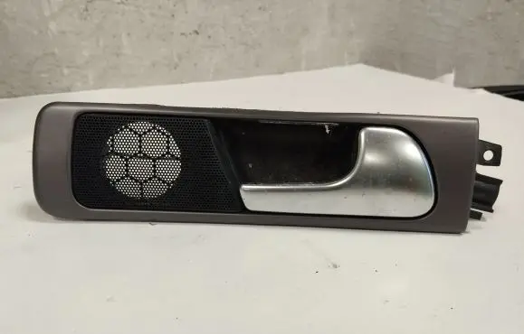 Audi A6 S6 C5 4B Front door interior handle 4B0839020