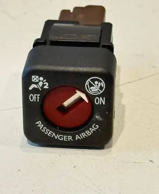 Peugeot 2008 I Passenger airbag on/off switch 96413912XT 95835T02