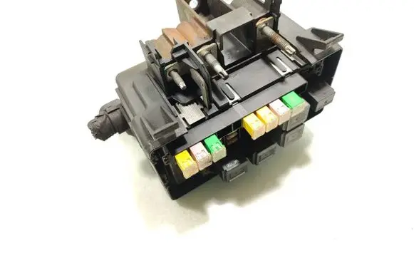 Ford Transit Fuse module 6C1T-14A067-AB K067R