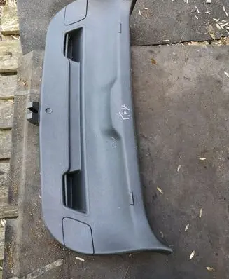 Opel Astra J Tailgate trim
