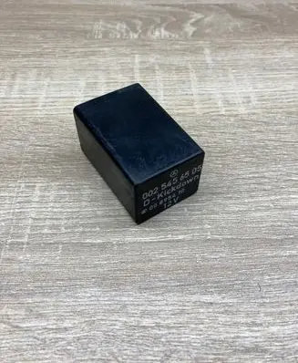 Mercedes-Benz E W210 Other relay 0025456505 05895410
