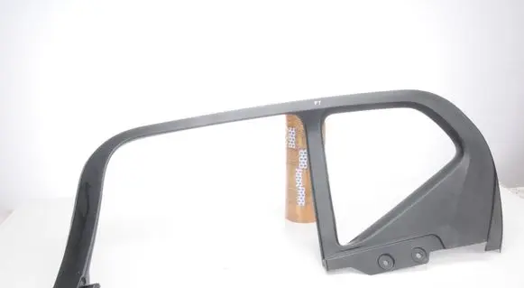 Volvo XC40 Rear door windshield rail 31455064