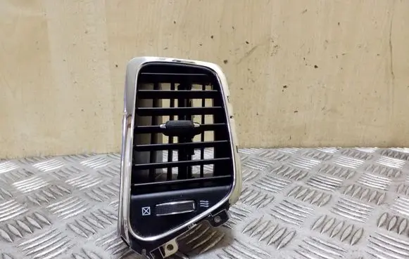 Jeep Grand Cherokee Dash center air vent grill X90016600XX
