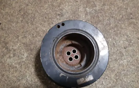 BMW 5 E39 Crankshaft pulley 11232247890