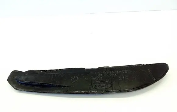 Fender trim (molding)