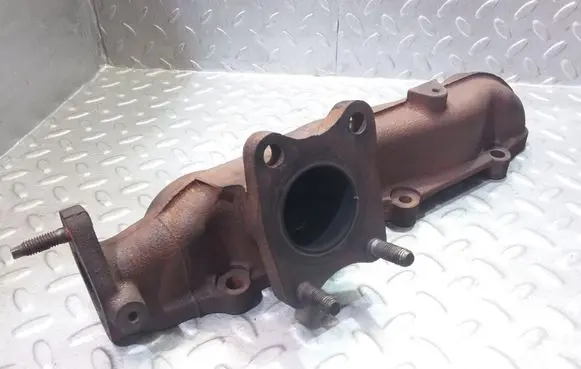 Mazda 6 Exhaust manifold R2AAK19612