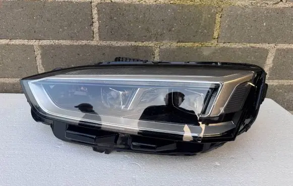 Audi A5 Headlight/headlamp 8W6941035E