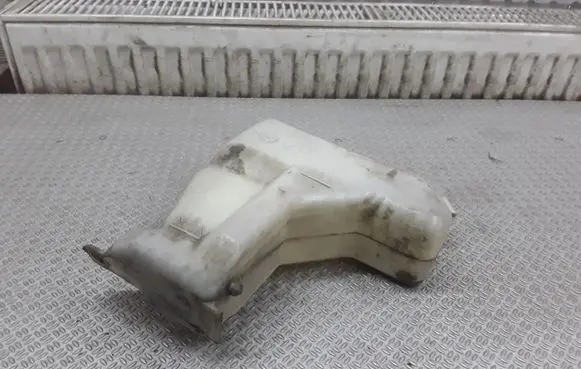 Nissan Primera Coolant expansion tank/reservoir 21710BM400