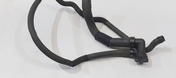 Opel Insignia A Engine coolant pipe/hose 13220128DA