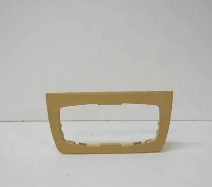 BMW 3 F30 F35 F31 Panel trim 9218531A