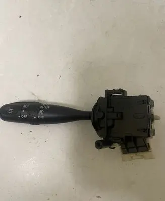 Toyota Corolla Verso E121 Indicator stalk 13020173753