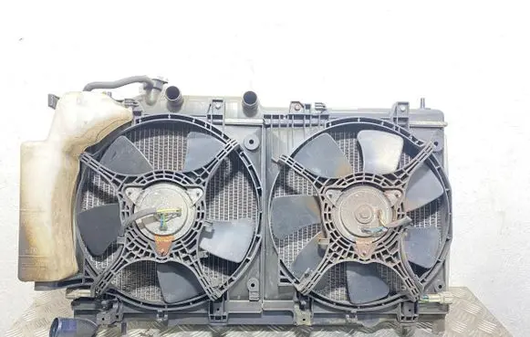 Subaru Forester SH Radiator set 