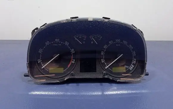 Skoda Octavia Mk2 (1Z) Speedometer (instrument cluster) 1U0920841B