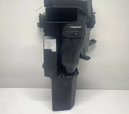 Hyundai ix20 Air filter box 28112-1P100