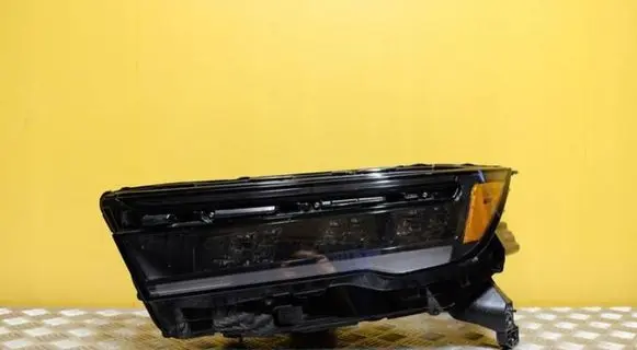 Honda Pilot II Headlight/headlamp 100-8F047 1852