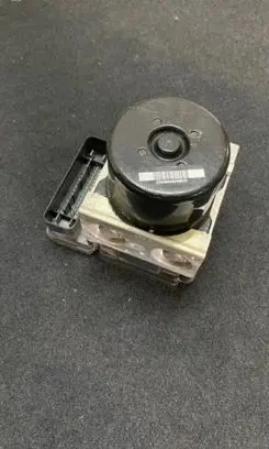 Volvo XC60 ABS Pump 31329139