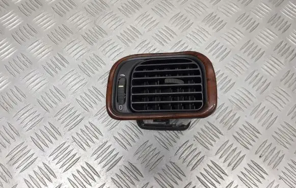 Volvo S40, V40 Dashboard air vent grill cover trim 30613847