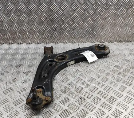 Volkswagen Golf VII Front lower control arm/wishbone 5Q0407151J