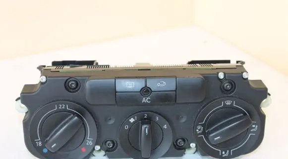 Volkswagen Touran I Climate control unit 1T2820045
