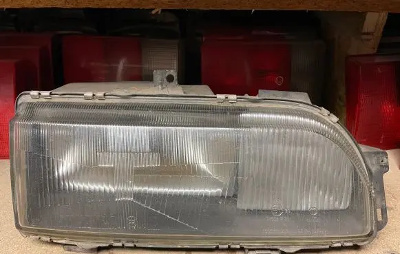 Ford Scorpio Headlight/headlamp 1305235101