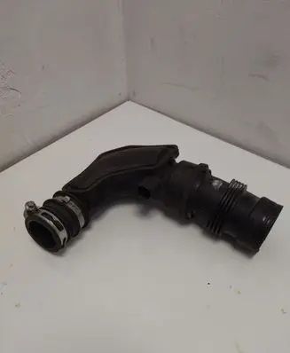 Ford B-MAX Turbo air intake inlet pipe/hose
