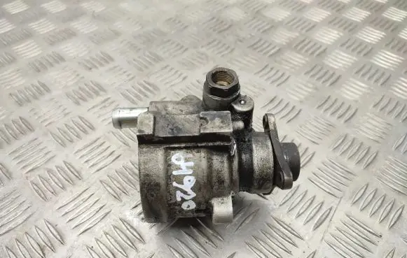 Opel Vivaro Power steering pump