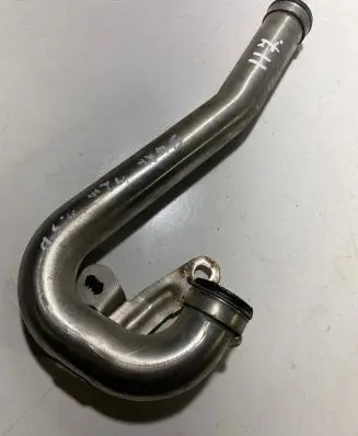 Nissan Juke I F15 EGR valve line/pipe/hose 744818