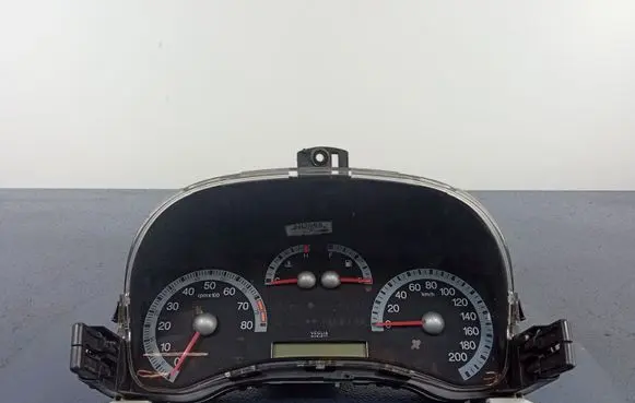 Fiat Punto (188) Speedometer (instrument cluster) 46812972