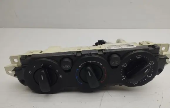 Ford Focus C-MAX Climate control unit 3M5T19980AC