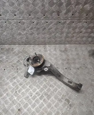 Front wheel hub spindle knuckle