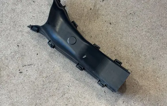 BMW X6 E71 Brake cooling air channel/duct 7205943