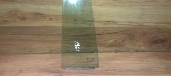 Opel Astra F Rear vent window glass 