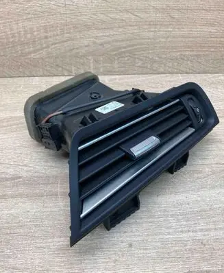 BMW 5 F10 F11 Dashboard side air vent grill/cover trim 9166884 9166890 RHD