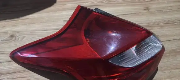 Ford Focus Rear/tail lights BM5113405A