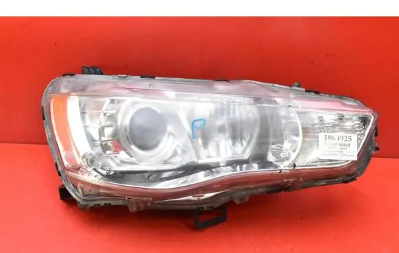 Mitsubishi Outlander Headlight/headlamp 