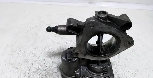 Opel Insignia A Throttle valve 50329302