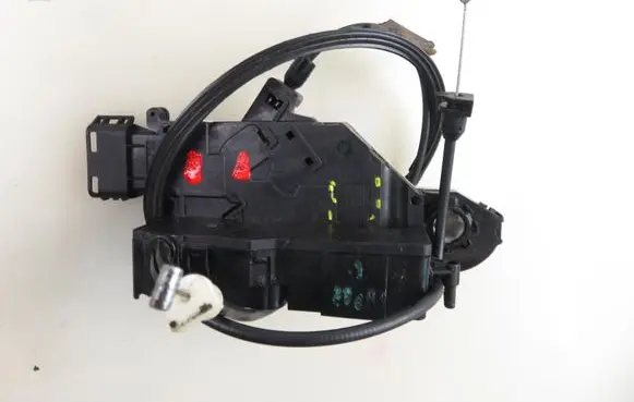 Peugeot 207 Front door lock 24087816 24090816 24091816