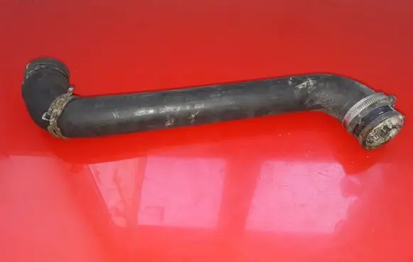 Mercedes-Benz Vito Viano W639 Engine coolant pipe/hose NOCODE
